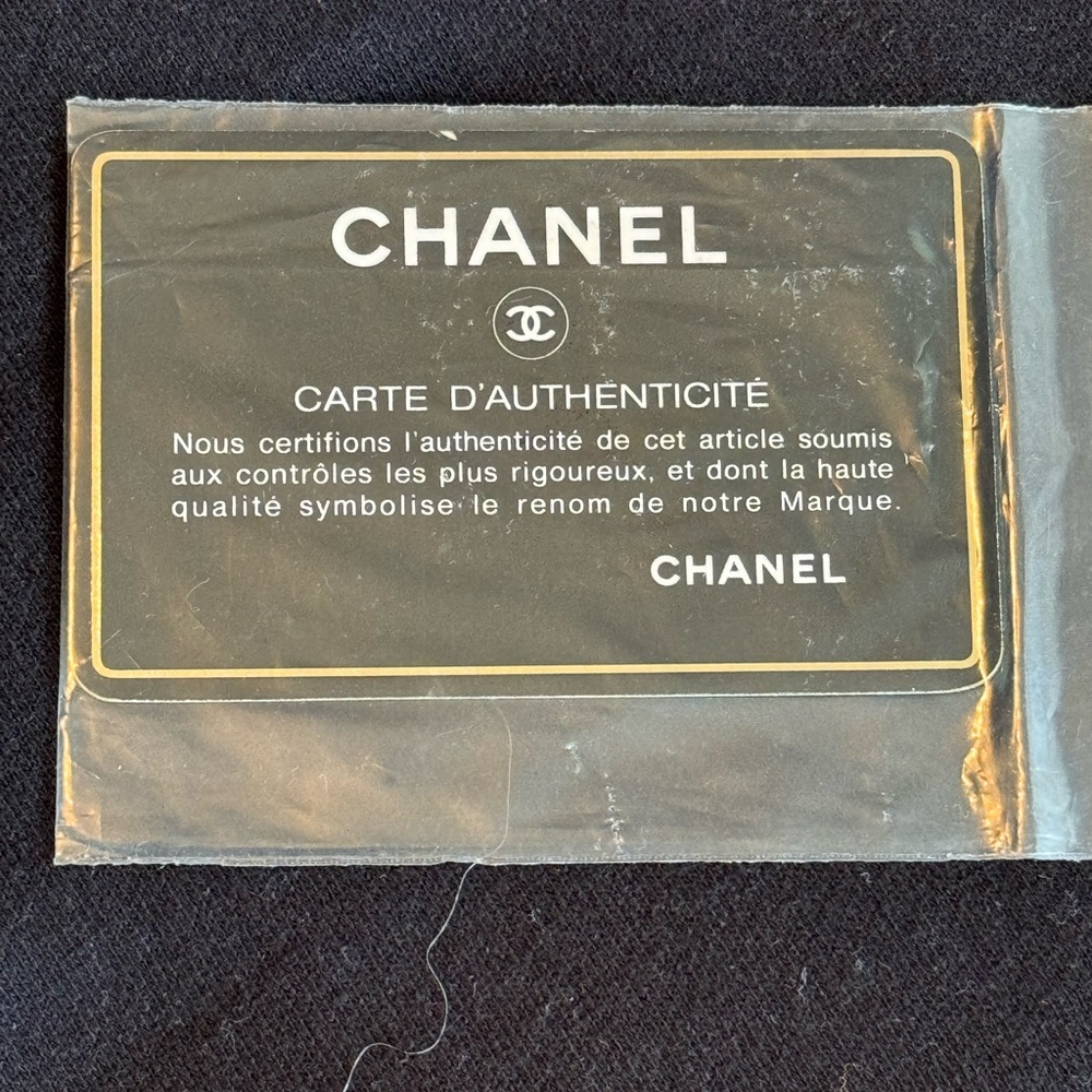 Authentic cream beige CHANEL matelasse quilted single chain shoulder bag - Picture 11 of 16